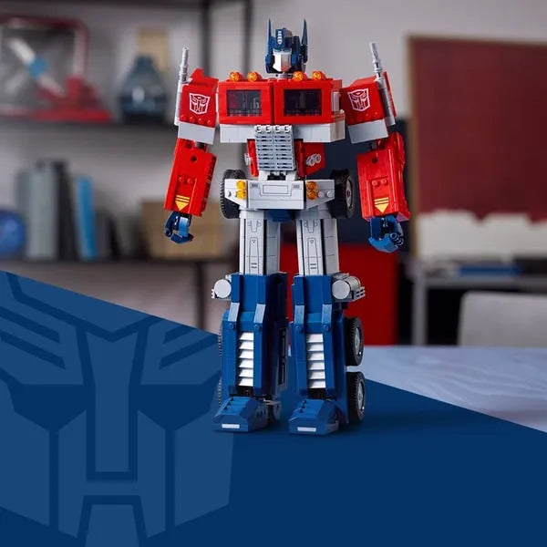 LEGO Optimus Prime Transformers 10302 Creator Expert (€. 10,00 per week + €. 50,00 borg)