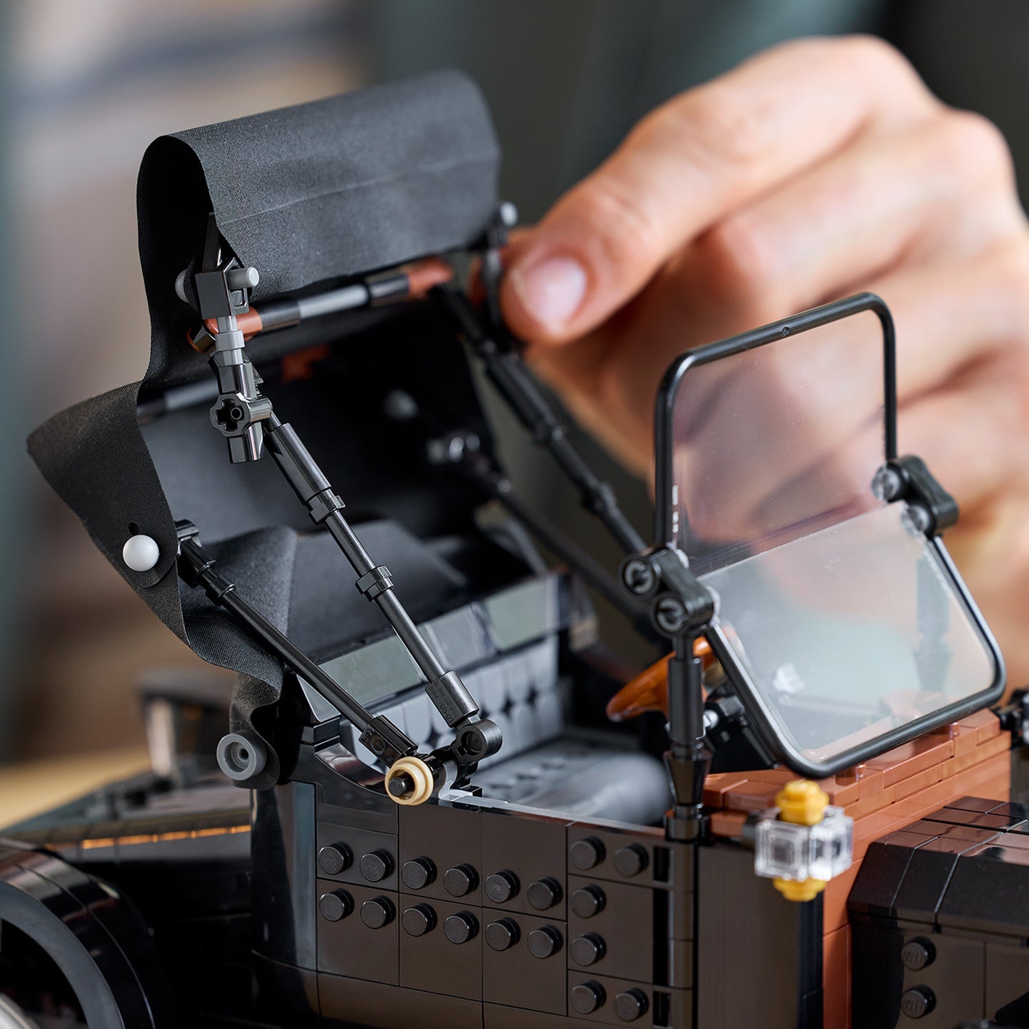 LEGO Icons Ford Model T Klassieke Auto Bouwpakket voor Volwassenen – Modelauto met Stoffen Dak, Hoge Wielen en Gedeelde Voorruit – Woondecoratie – Cadeau voor Mannen en Vrouwen 11376