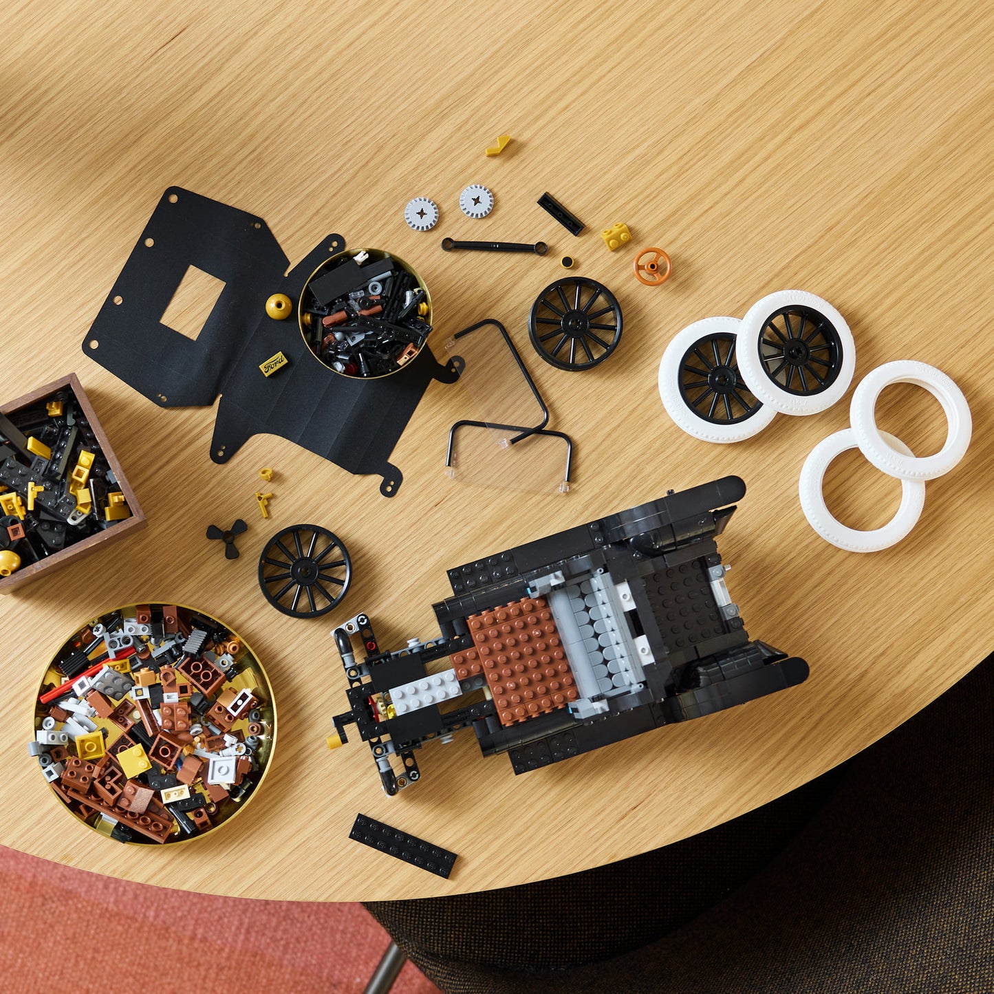 LEGO Icons Ford Model T Klassieke Auto Bouwpakket voor Volwassenen – Modelauto met Stoffen Dak, Hoge Wielen en Gedeelde Voorruit – Woondecoratie – Cadeau voor Mannen en Vrouwen 11376