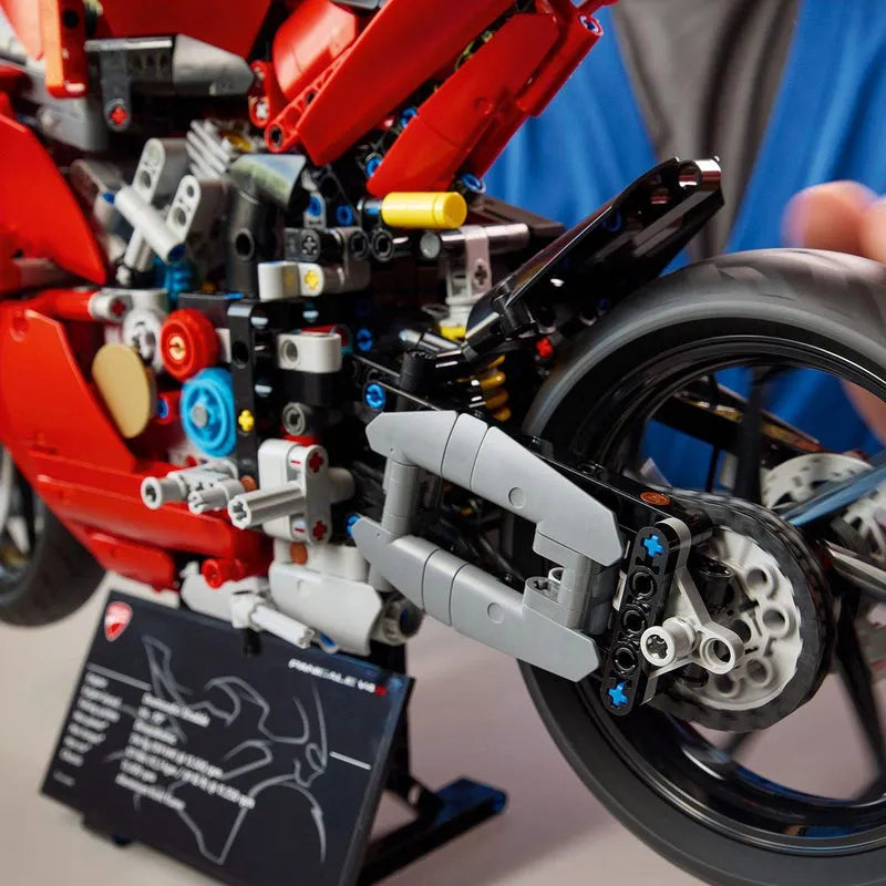 LEGO The Ducati Panigale V4 S 42202 Technic