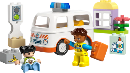 LEGO Ambulance with Driver 10447 DUPLO (Pre-Order: January 2025)