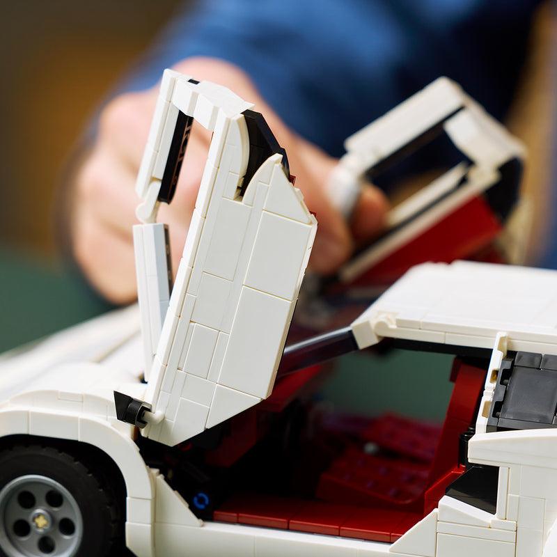 LEGO witte Lamborghini Countach 5000 Quattrovalvole 10337 Icons LEGO ICONS @ 2TTOYS | Official LEGO shop😊🥰 LEGO €. 159.99