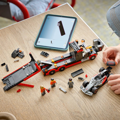 LEGO City F1 Displaytruck met Audi F1 Racewagen Speelgoed voor Kinderen - Bouwpakket met 3 Minifiguren en Voertuigliftfunctie - Cadeau voor Jongens vanaf 7 Jaar en Motorsport Fans - 60493