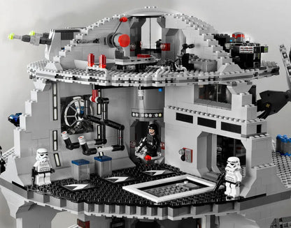 LEGO DeathStar 2008: 3,886 pieces 10188 Star Wars