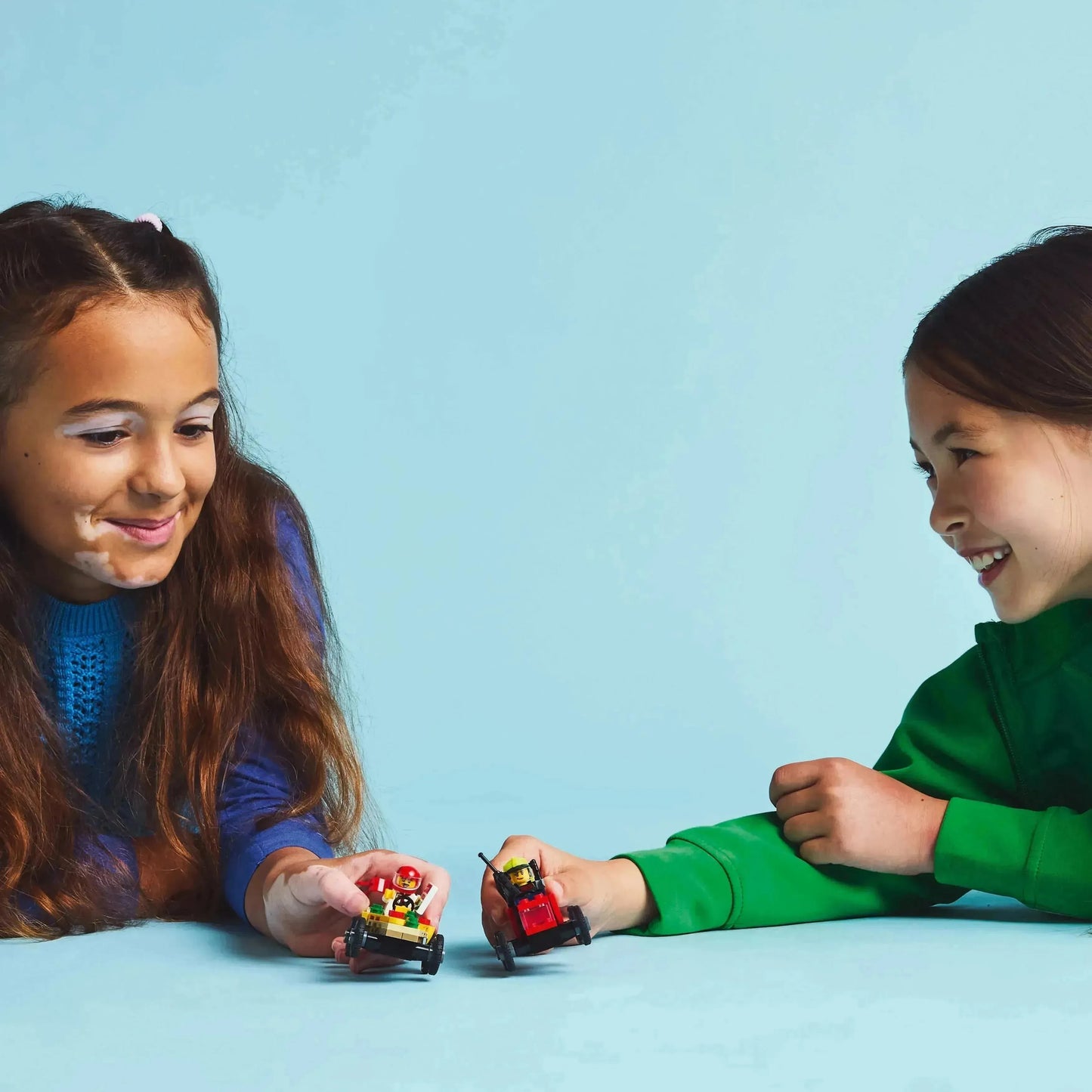 LEGO Raceauto pakket: pizzabestelwagen vs Brandweerwagen 60458 City