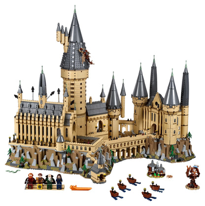 LEGO Het Kasteel Zweinstein met 6.000 stenen 71043 Harry Potter