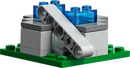 LEGO De Ghast-ballon aanval op het dorp 21273 Minecraft