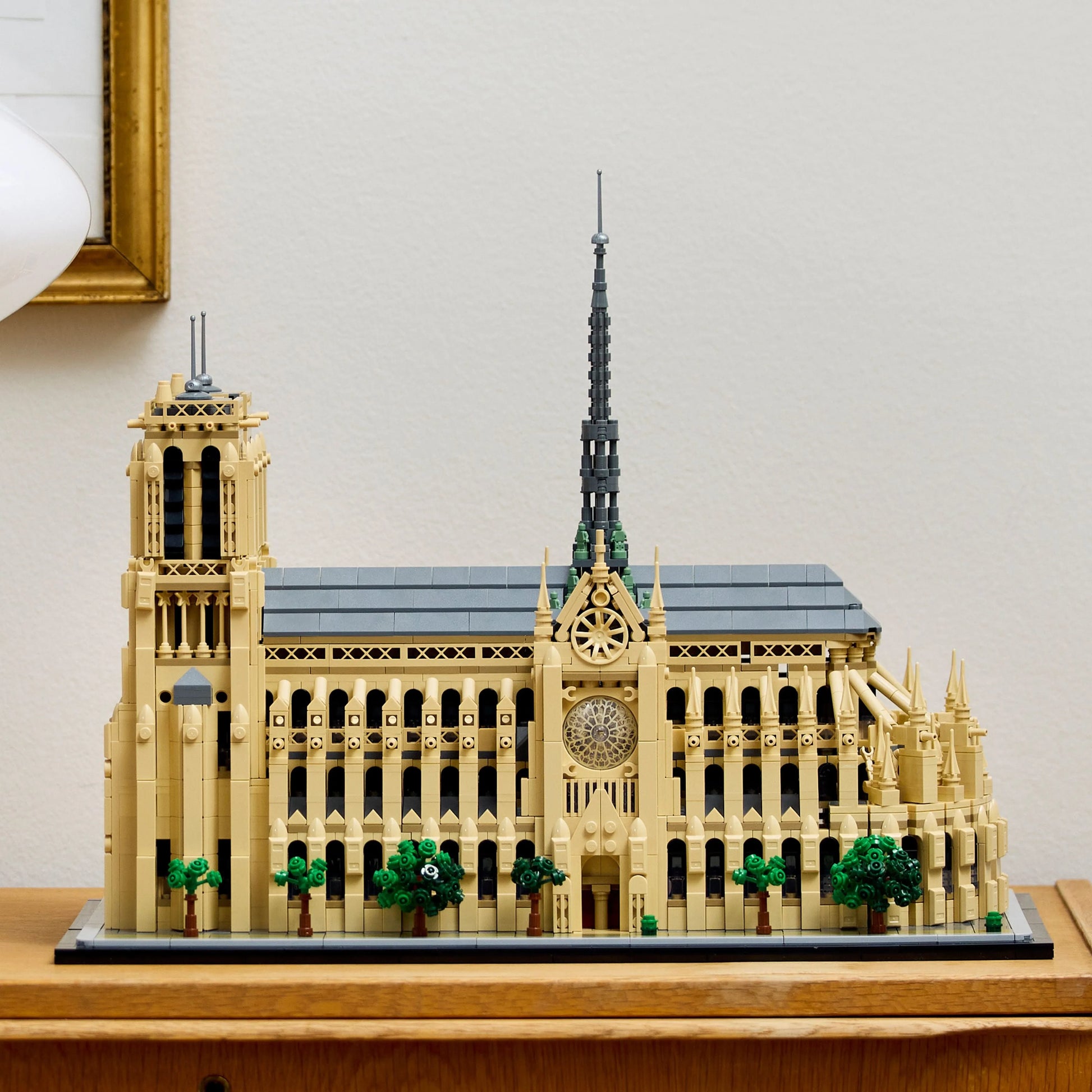 LEGO 21061 Notre Dame Kathedraal met verlichting 💡 @ 2TTOYS | Official LEGO shop😊🥰 2TTOYS | Official LEGO shop😊🥰 €. 259.98