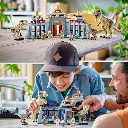 LEGO 76961 Visitor Centre: T. rex & Raptor Attack LEGO JURASSIC WORLD @ 2TTOYS LEGO €. 129.99