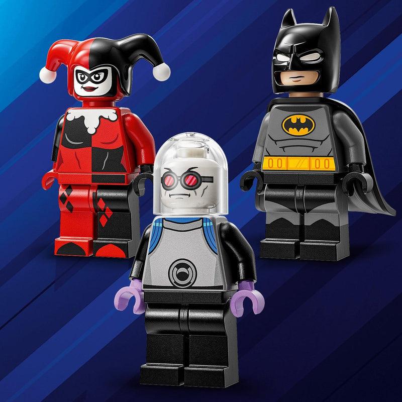 LEGO Batman: The Animated Series Batmobile vs. Harley Quinn & Mr. Freeze 76274 Batman LEGO SUPERHEROES @ 2TTOYS | Official LEGO shop😊🥰 LEGO €. 49.98