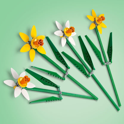 LEGO Daffodils 40747 Creator LEGO CREATOR @ 2TTOYS | Official LEGO shop😊🥰 LEGO €. 11.24