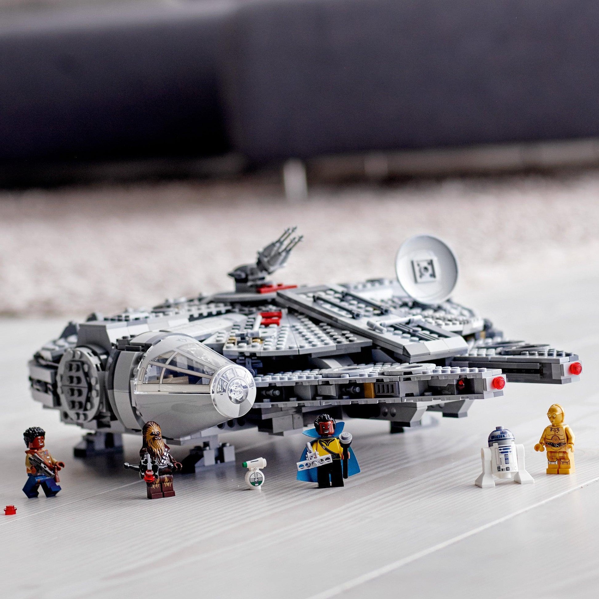 LEGO Millennium Falcon 2019: 1.351 delig 75257 StarWars UCS LEGO STARWARS @ 2TTOYS | Official LEGO shop😊🥰 LEGO €. 159.99