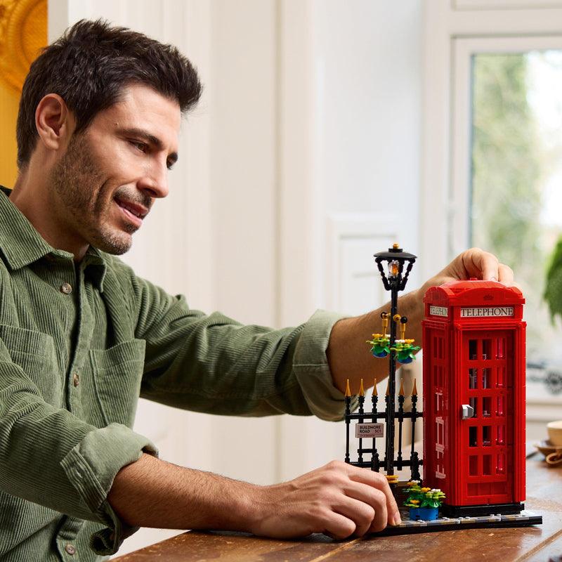 LEGO Rode Londense telefooncel 21347 Ideas @ 2TTOYS | Official LEGO shop😊🥰 2TTOYS €. 114.99