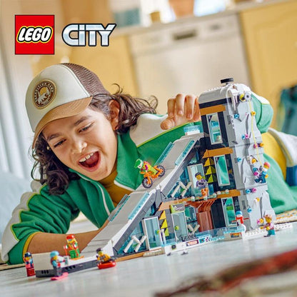 LEGO Ski- en klimcentrum 60366 Ski City LEGO @ 2TTOYS | Official LEGO shop😊🥰 LEGO €. 88.98