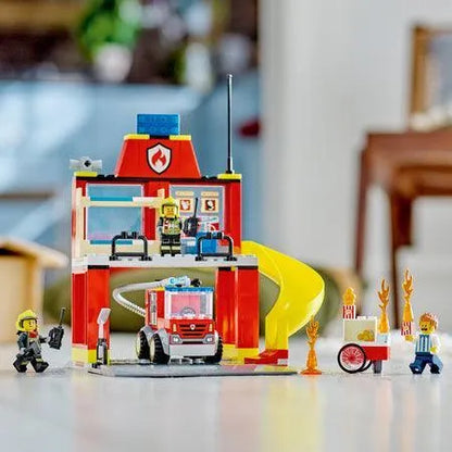 LEGO Brandweerkazerne en brandweerwagen 60375 City LEGO CITY @ 2TTOYS | Official LEGO shop😊🥰 LEGO €. 29.48