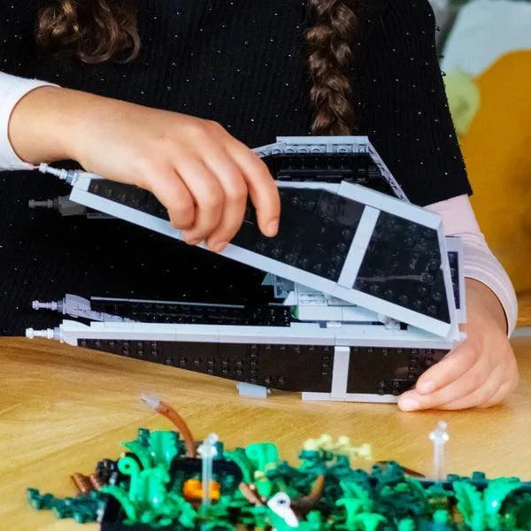 LEGO Endor Speeder Bike Chase Diorama 75353 StarWars LEGO STARWARS @ 2TTOYS | Official LEGO shop😊🥰 LEGO €. 67.48