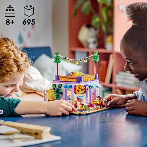 LEGO Heartlake City Community Kitchen 41747 Friends LEGO @ 2TTOYS | Official LEGO shop😊🥰 LEGO €. 59.48