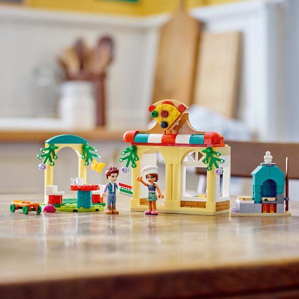 LEGO Heartlake City Pizzeria 41705 Friends LEGO FRIENDS @ 2TTOYS | Official LEGO shop😊🥰 LEGO €. 11.49