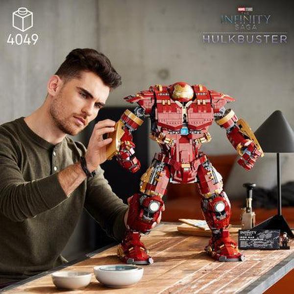 LEGO Hulkbuster 76210 Superheroes Bouwsets @ 2TTOYS | Official LEGO shop😊🥰 LEGO €. 499.99