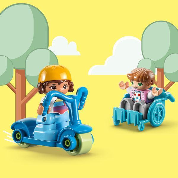 LEGO Life At The Day-Care Center 10992 DUPLO LEGO DUPLO @ 2TTOYS | Official LEGO shop😊🥰 LEGO €. 47.99