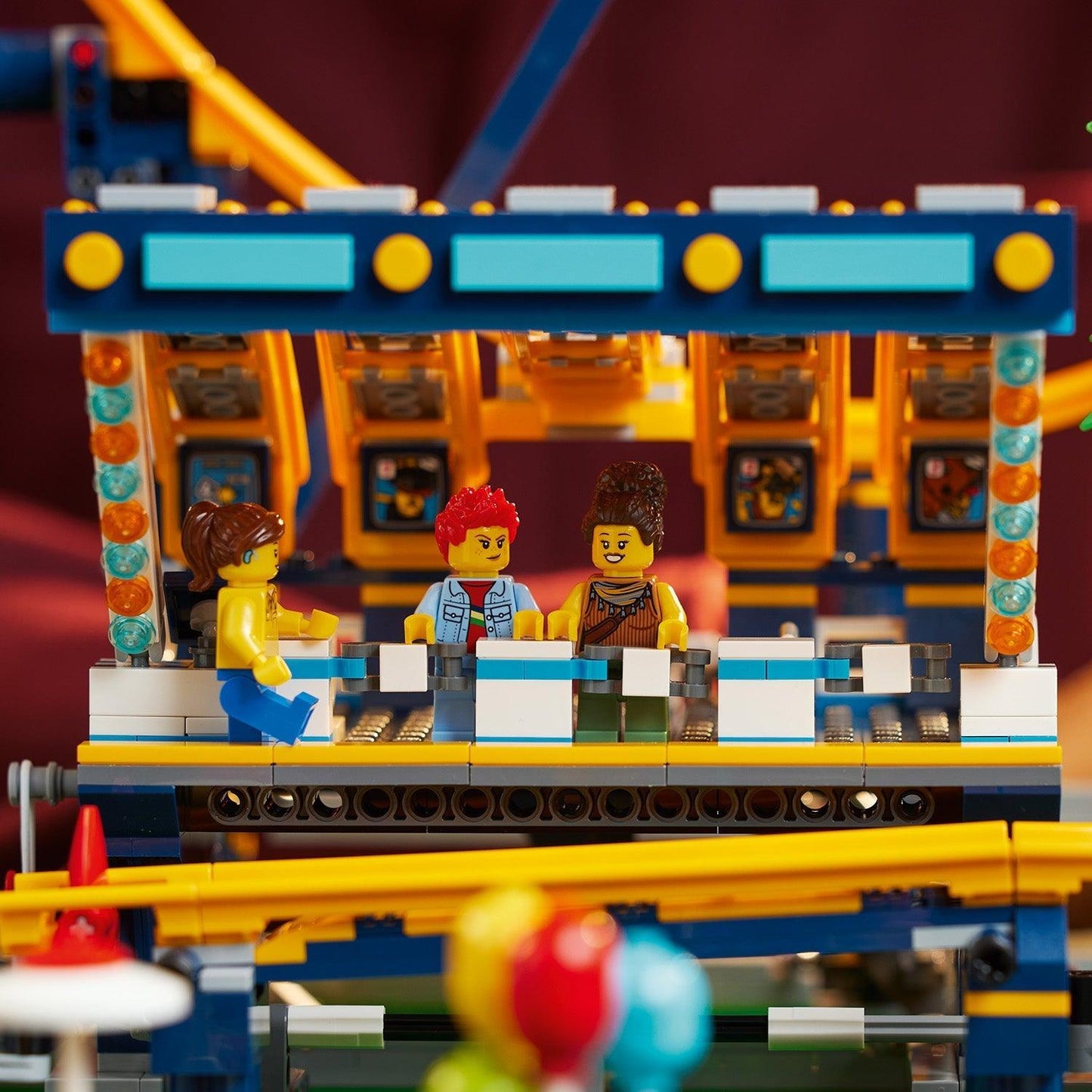 LEGO Loop Coaster 10303 Icons LEGO ICONS @ 2TTOYS | Official LEGO shop😊🥰 LEGO €. 399.99