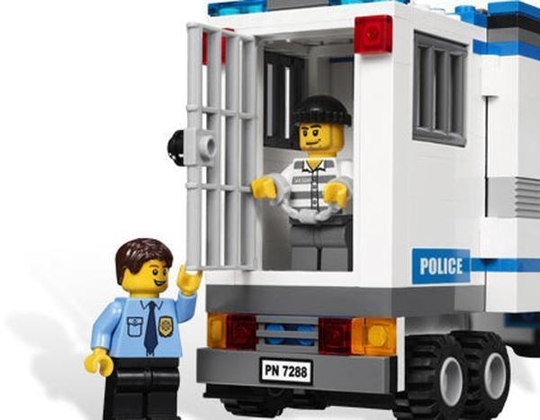 LEGO mobiele politie eenheid 7288 CITY LEGO CITY @ 2TTOYS | Official LEGO shop😊🥰 LEGO €. 37.49