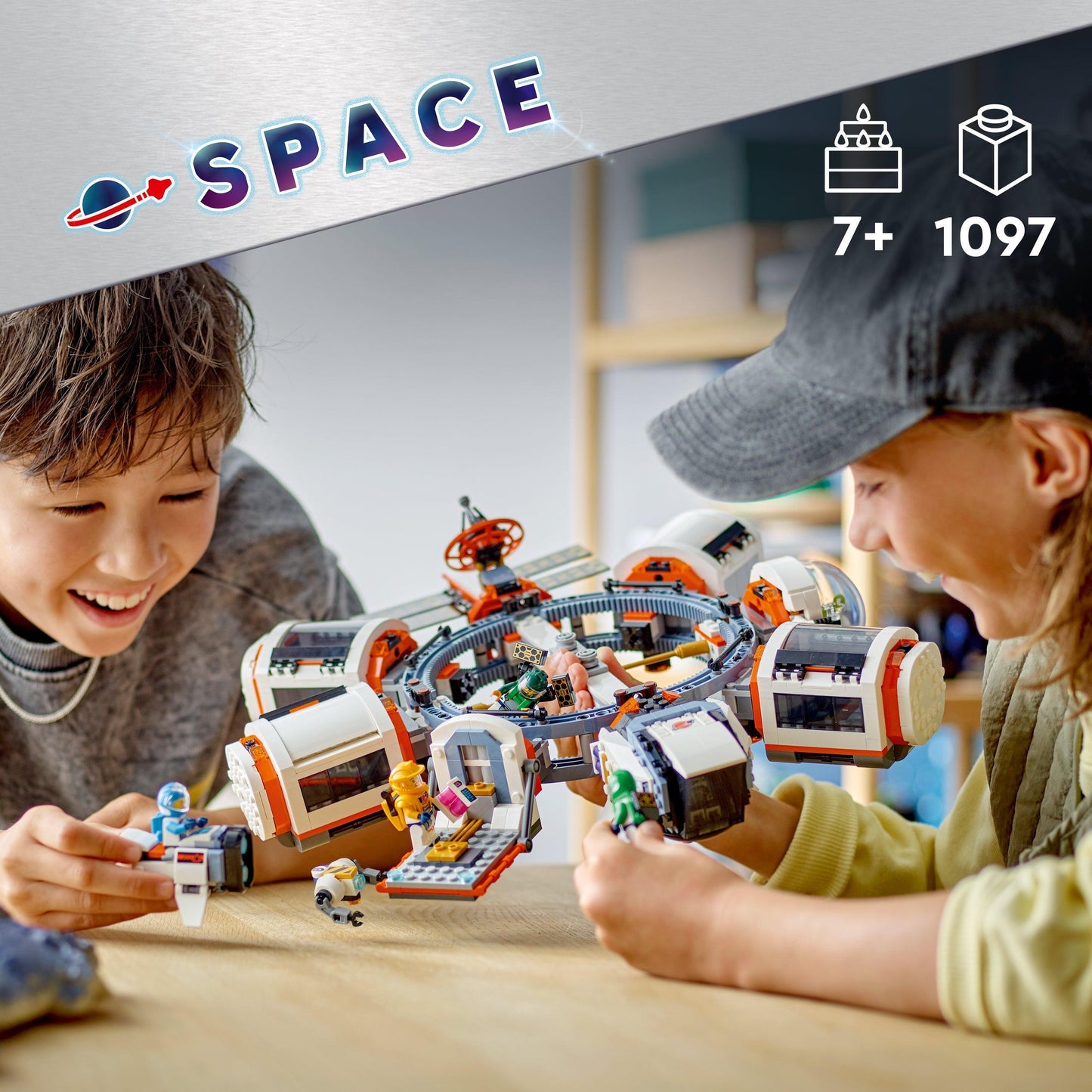 LEGO Modular Space Station 60433 City LEGO City @ 2TTOYS LEGO €. 99.99