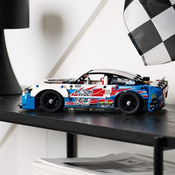 LEGO NASCAR® Next Gen Chevrolet Camaro ZL1 42153 Technic LEGO TECHNIC @ 2TTOYS | Official LEGO shop😊🥰 LEGO €. 42.98