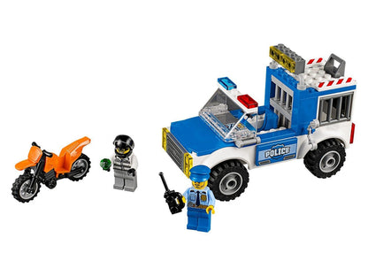 LEGO Police Truck Chase 10735 Juniors LEGO Juniors @ 2TTOYS | Official LEGO shop😊🥰 LEGO €. 15.49