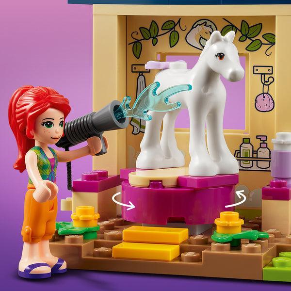 LEGO Pony's wassen in de stal 41696 Friends LEGO FRIENDS @ 2TTOYS | Official LEGO shop😊🥰 LEGO €. 5.99