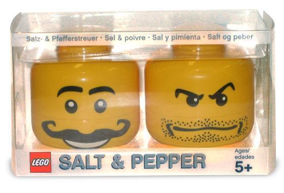 LEGO Salt and Pepper Shaker Set EL792 Gear LEGO Gear @ 2TTOYS | Official LEGO shop😊🥰 LEGO €. 4.49