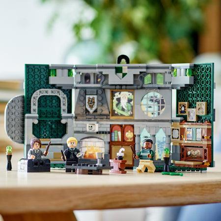 LEGO Slytherin House Banner 76410 Harry Potter LEGO HARRY POTTER @ 2TTOYS | Official LEGO shop😊🥰 LEGO €. 34.99