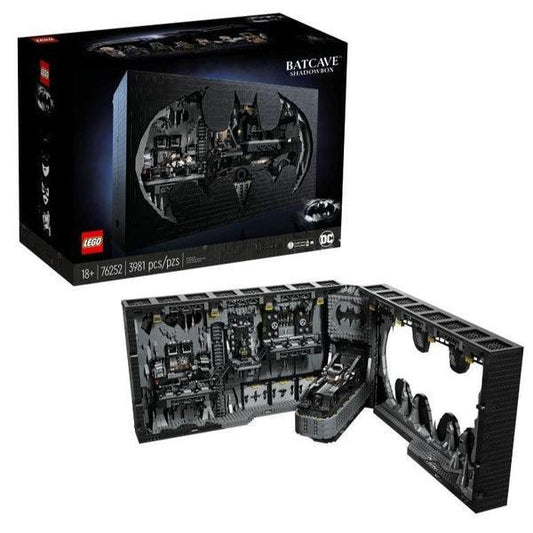 LEGO The Batcave™ – shadowbox 76252 Superheroes LEGO BATMAN @ 2TTOYS | Official LEGO shop😊🥰 LEGO €. 449.99