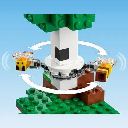 LEGO The Bee Cottage 21241 Minecraft LEGO MINECRAFT @ 2TTOYS | Official LEGO shop😊🥰 LEGO €. 19.99