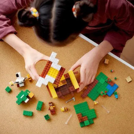 LEGO The Bee Cottage 21241 Minecraft LEGO MINECRAFT @ 2TTOYS | Official LEGO shop😊🥰 LEGO €. 19.99