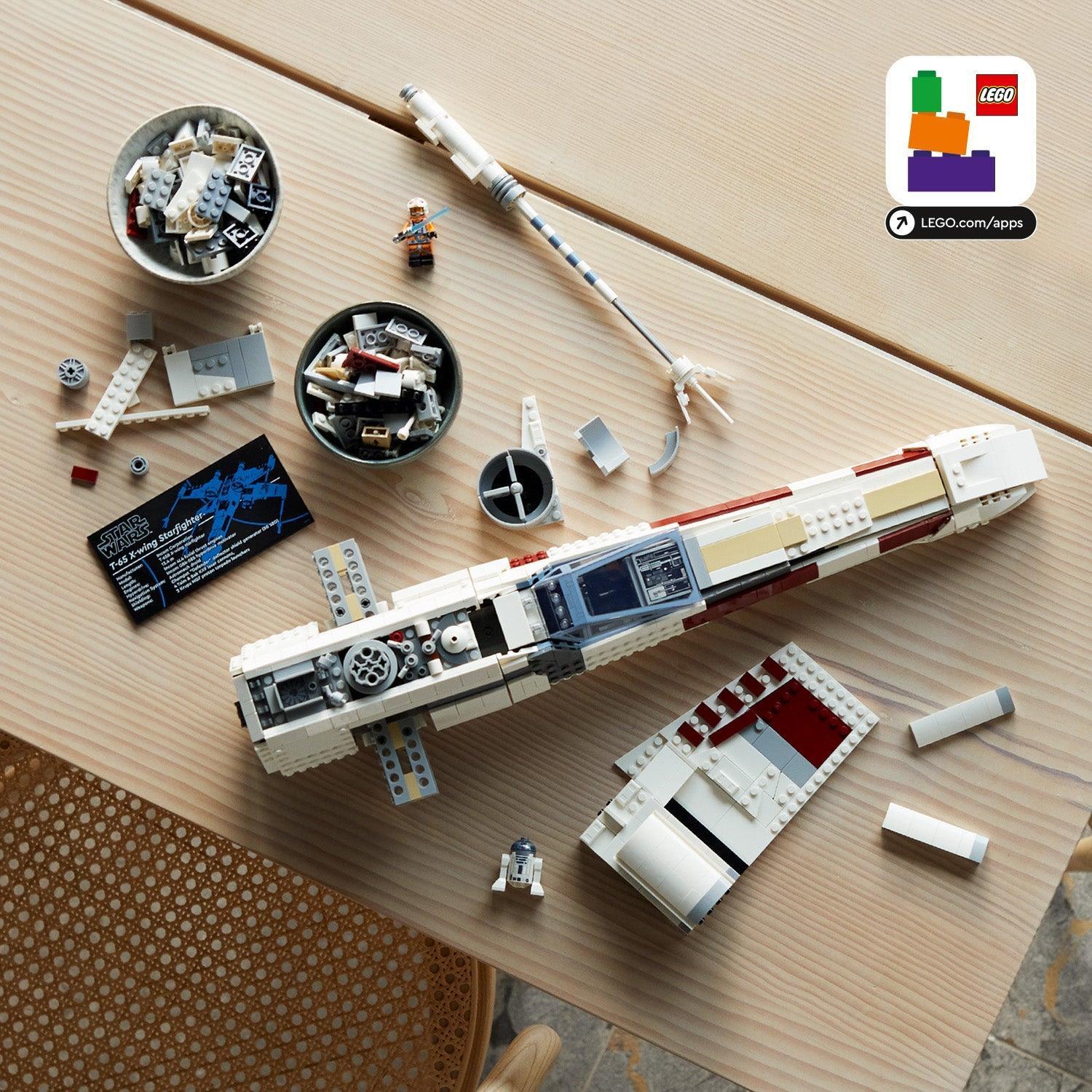 LEGO The X-Wing Fighter from Luke Skywalker 75355 StarWars LEGO STARWARS @ 2TTOYS LEGO €. 239.99