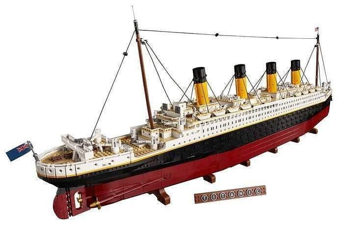 LEGO Titanic 10294 Creator Expert LEGO CREATOR EXPERT @ 2TTOYS LEGO €. 699.99