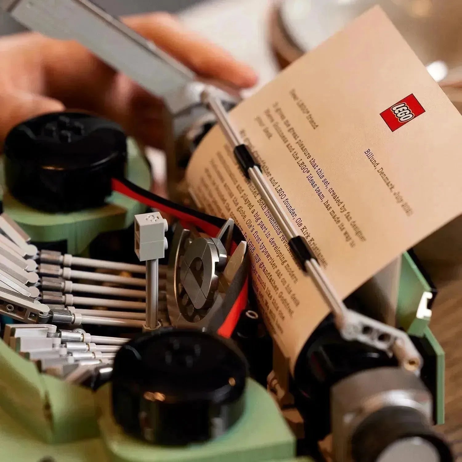 LEGO Type machine / Typewriter 21327 Ideas (USED) LEGO IDEAS @ 2TTOYS | Official LEGO shop😊🥰 LEGO €. 174.99