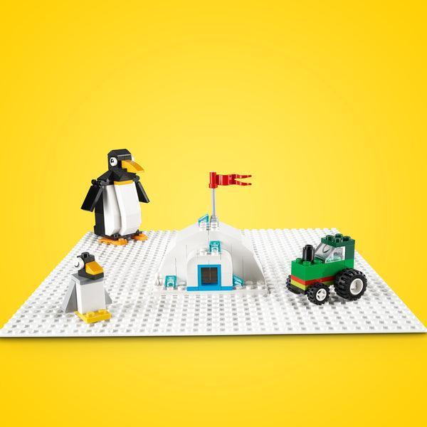 LEGO White Baseplate 11026 Classic LEGO CLASSIC @ 2TTOYS | Official LEGO shop😊🥰 LEGO €. 7.64